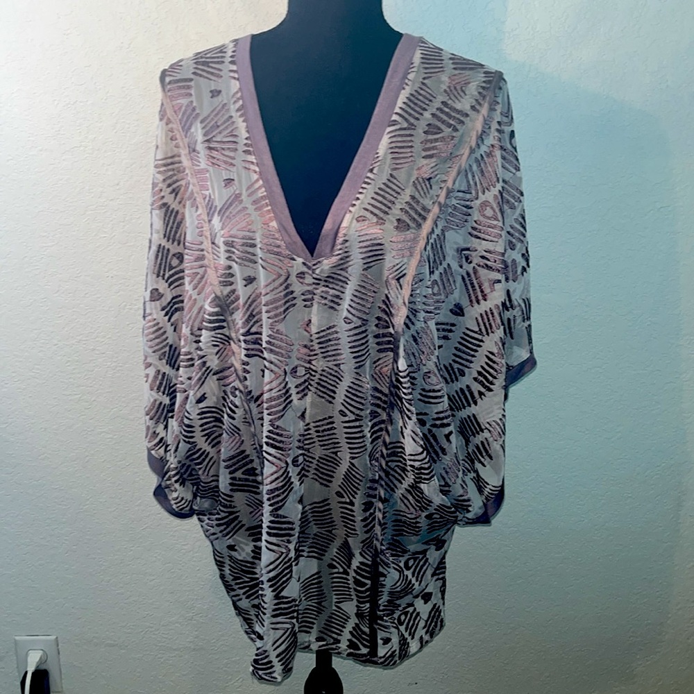 Urban Mangov sheer taupe women’s embroidered tunic. Drapes Beautifully. Large.